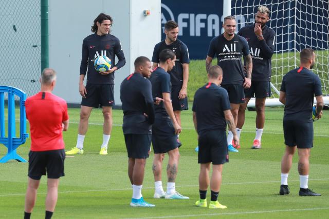 何意味？奥利塞清空社媒动态，昨日世界杯首秀献助攻当选全场最佳